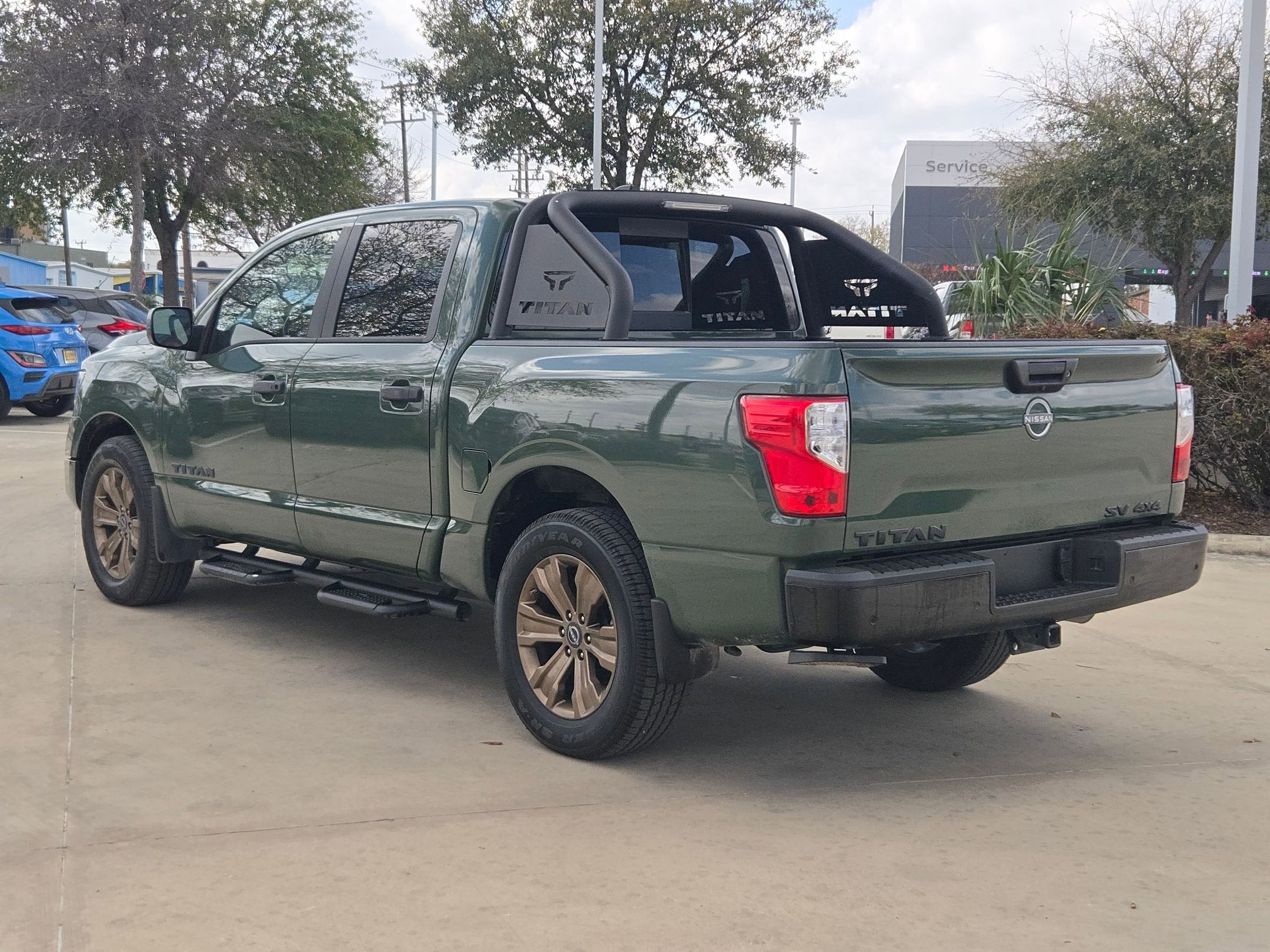 2024 Nissan Titan SV