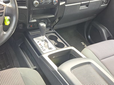 2015 Nissan Titan SV