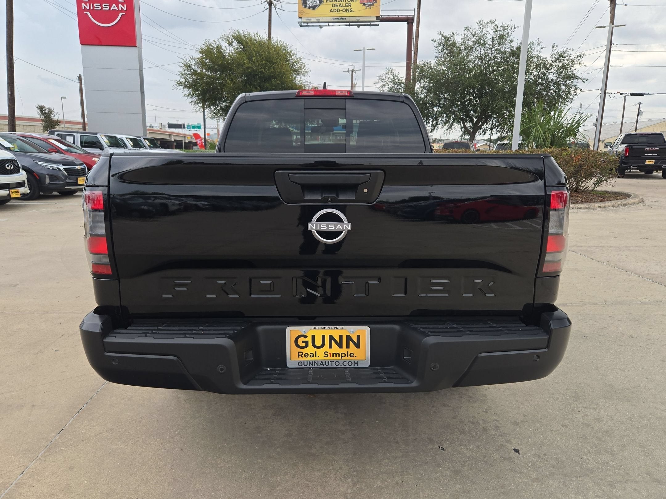 2027 Nissan Frontier S