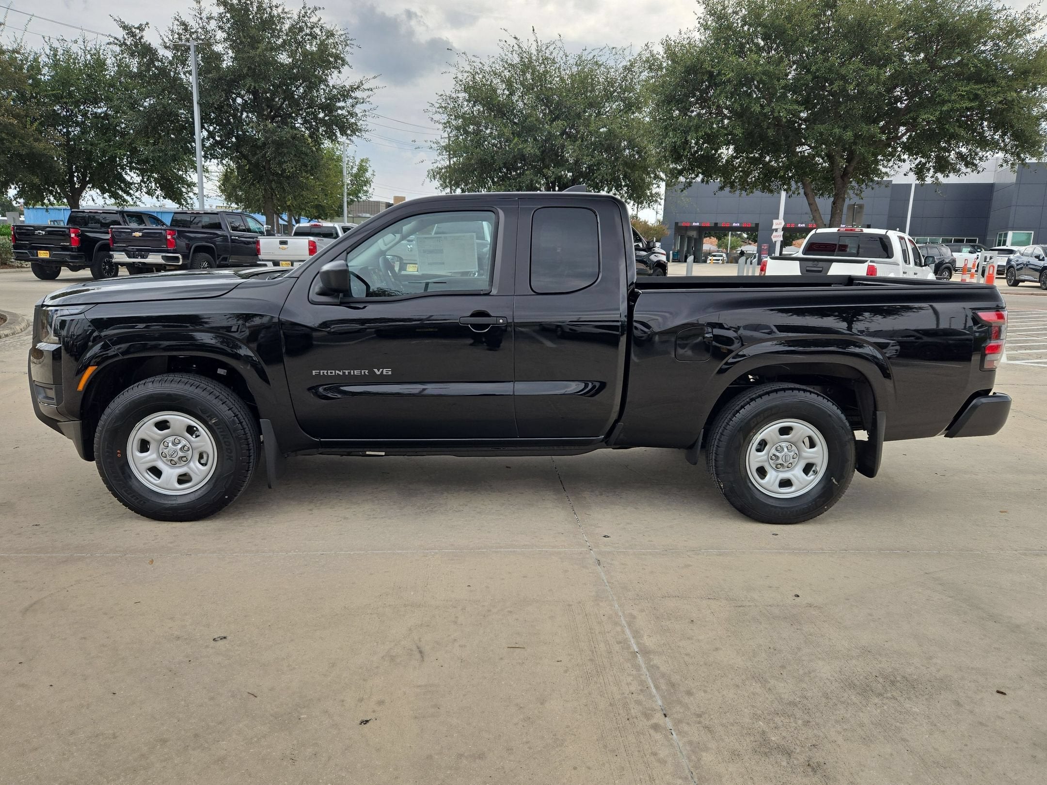 2027 Nissan Frontier S