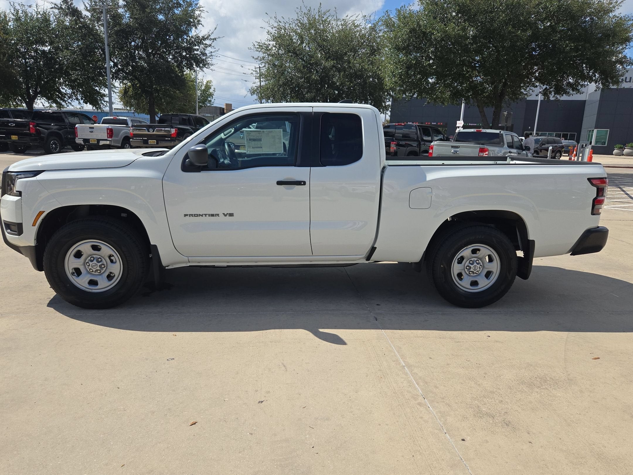 2027 Nissan Frontier S