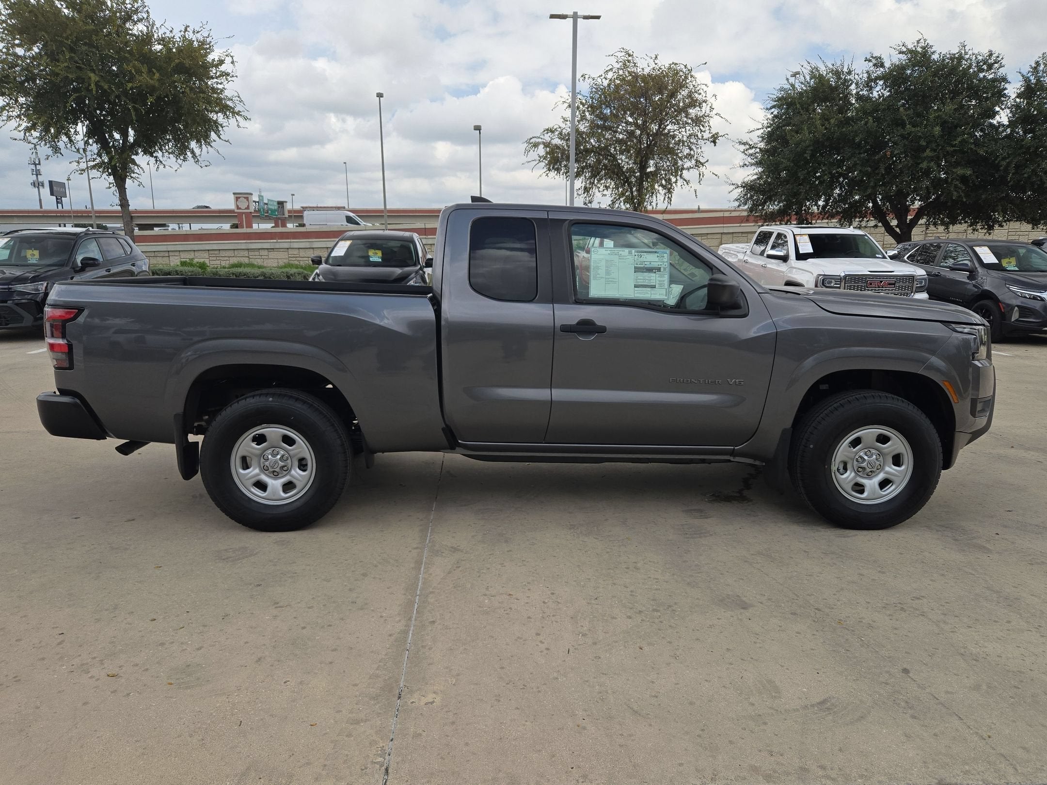 2027 Nissan Frontier S