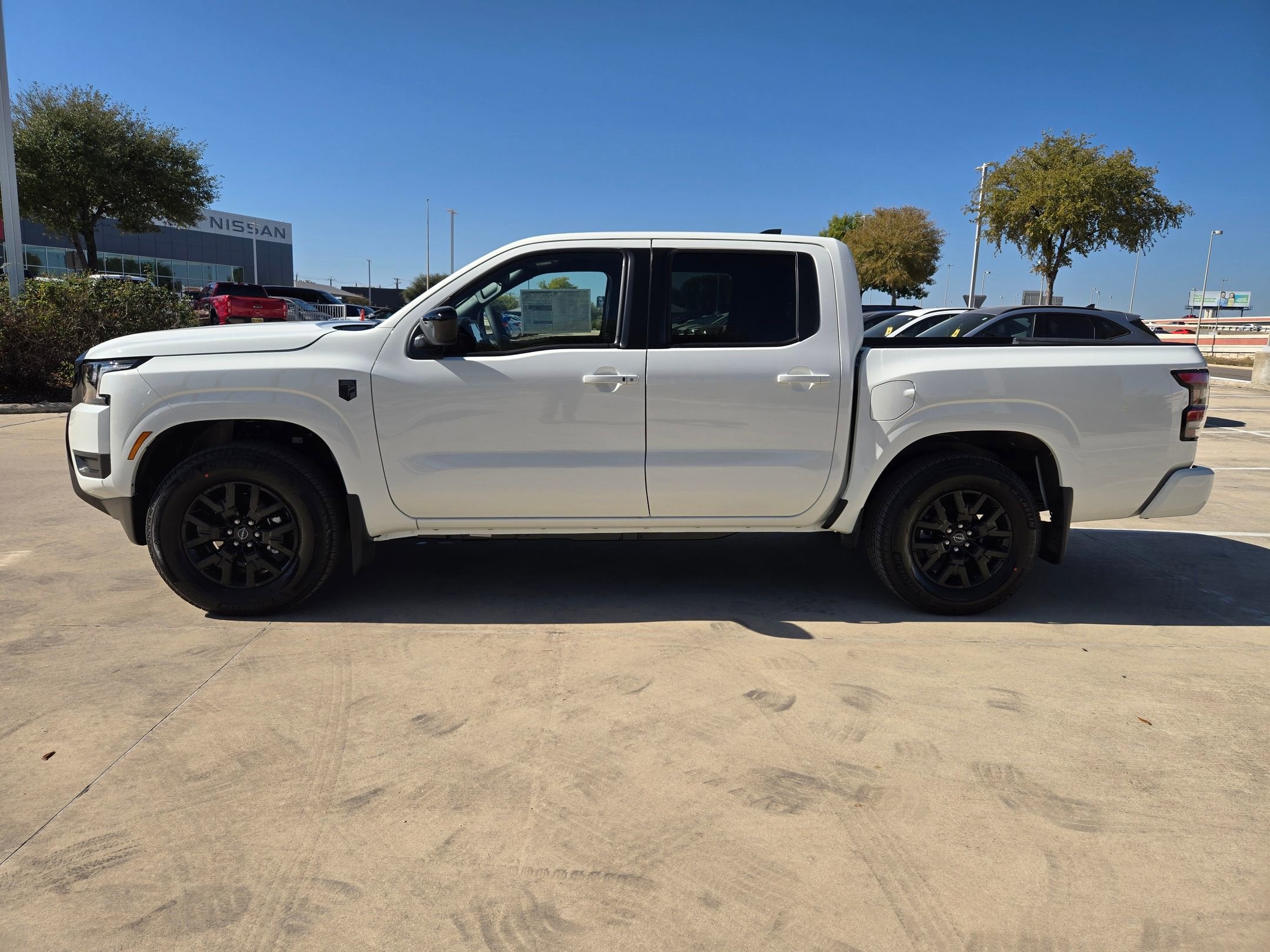 2026 Nissan Frontier Crew Cab SV