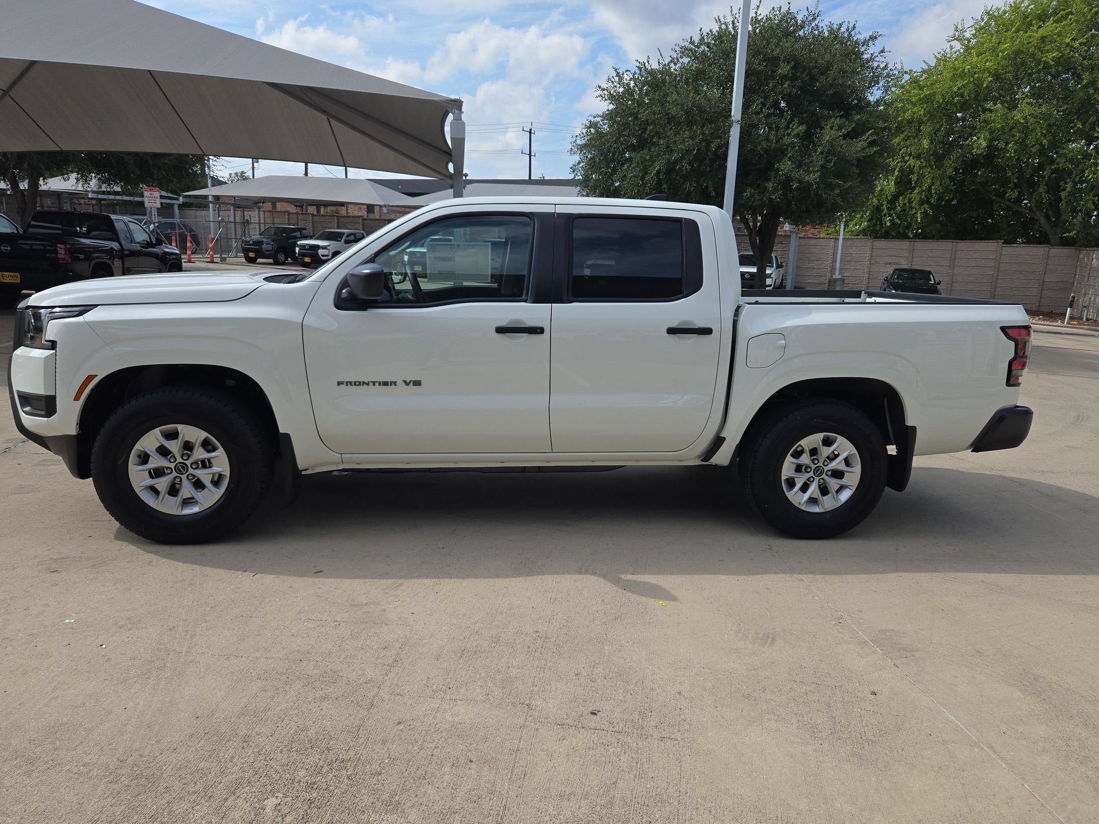 2027 Nissan Frontier S