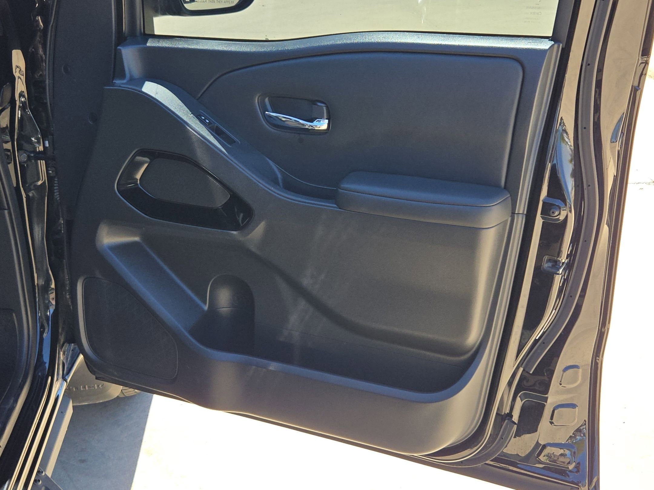 2023 Nissan Frontier Crew Cab SV