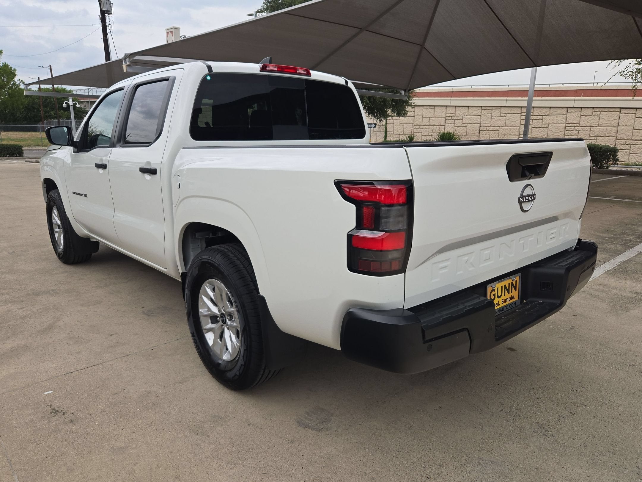 2027 Nissan Frontier S
