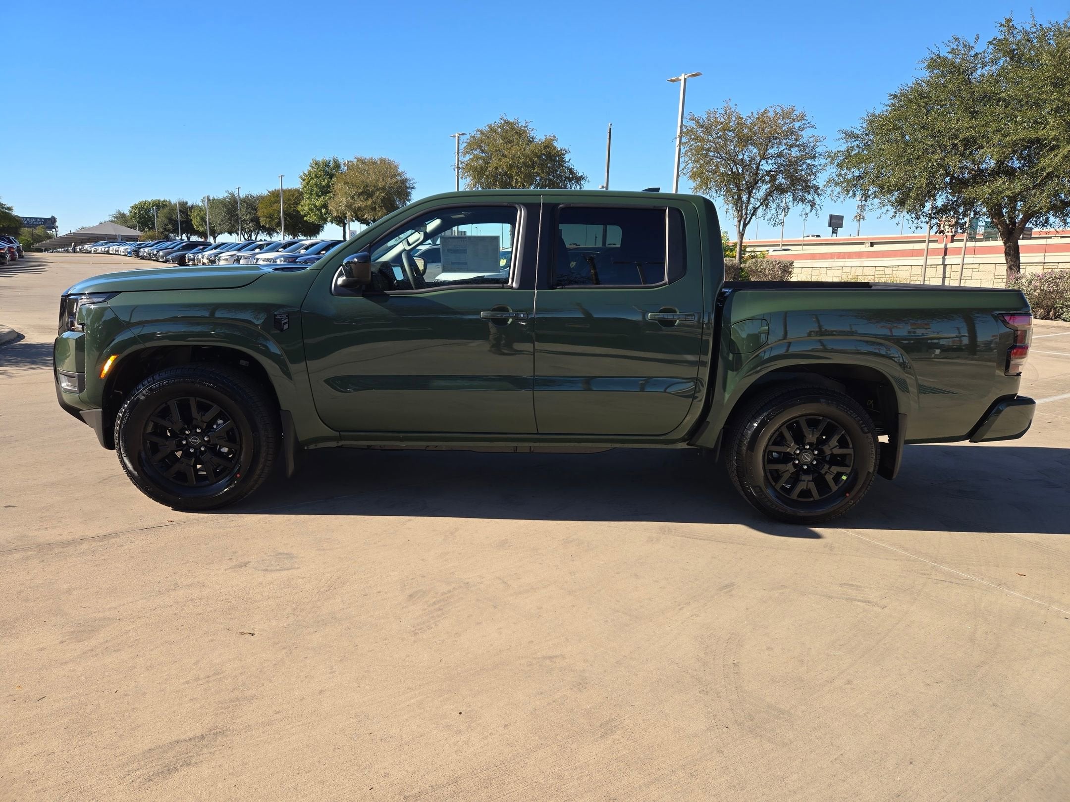 2026 Nissan Frontier Crew Cab SV