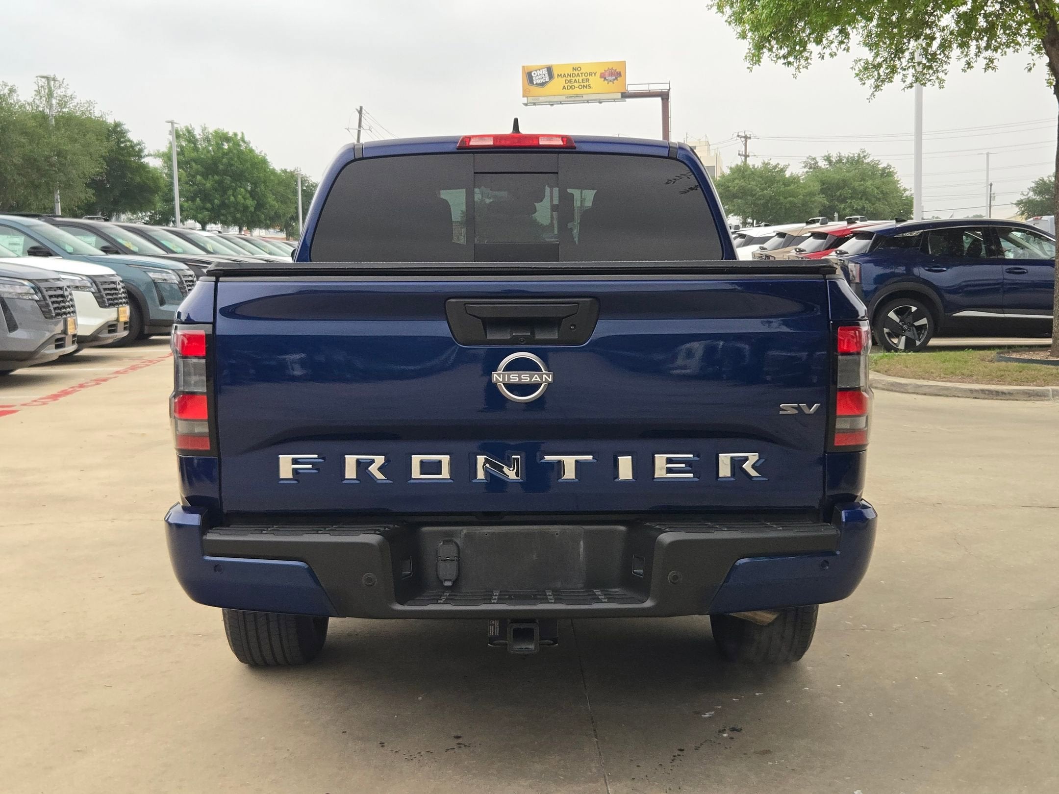 2023 Nissan Frontier SV