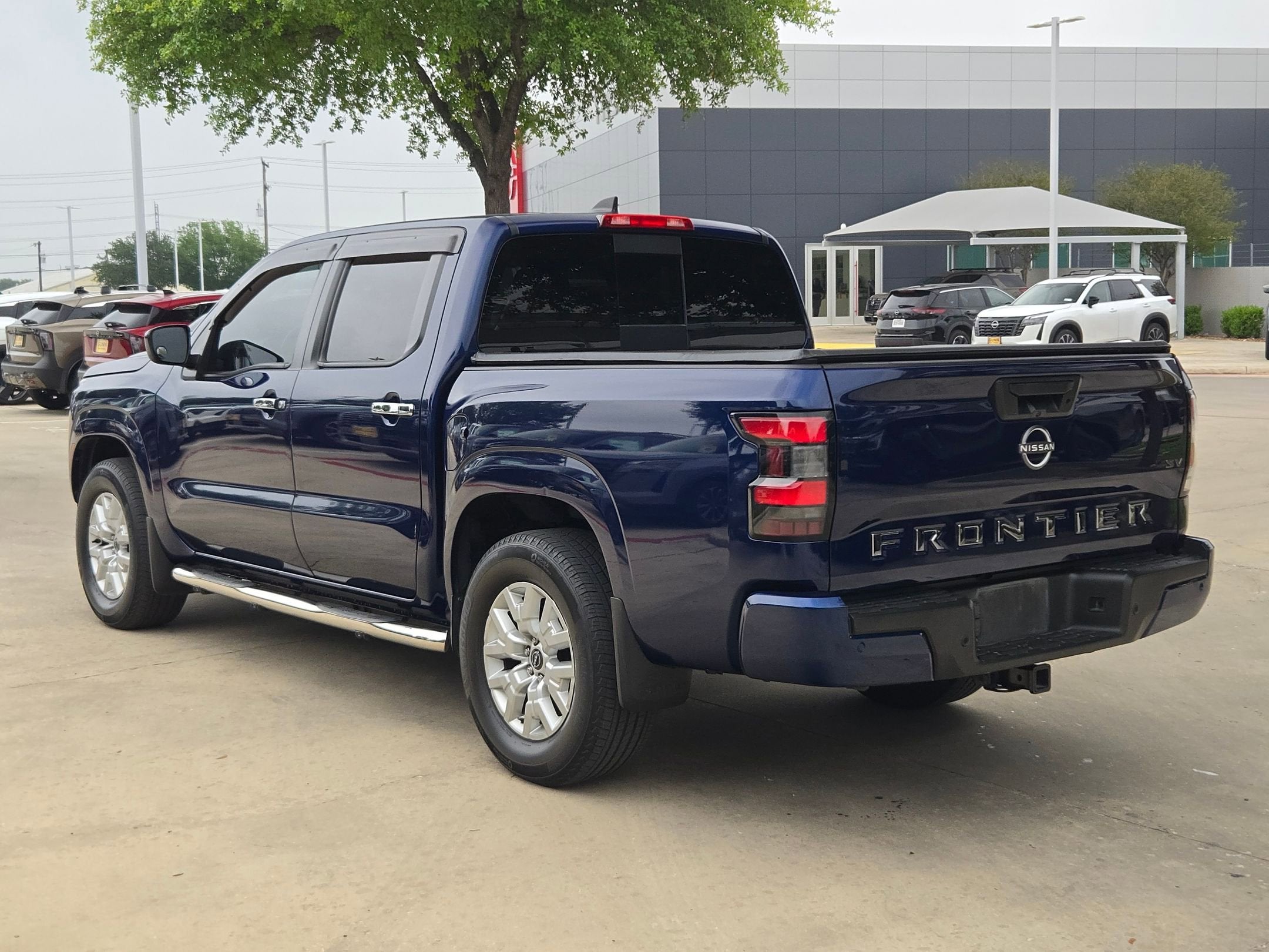 2023 Nissan Frontier SV