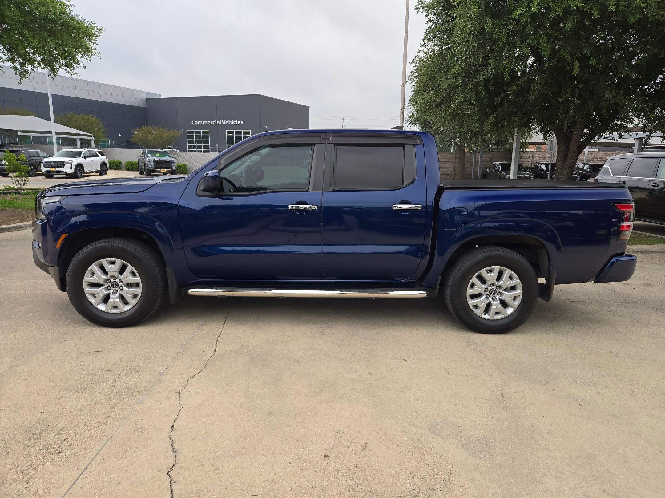 2023 Nissan Frontier SV