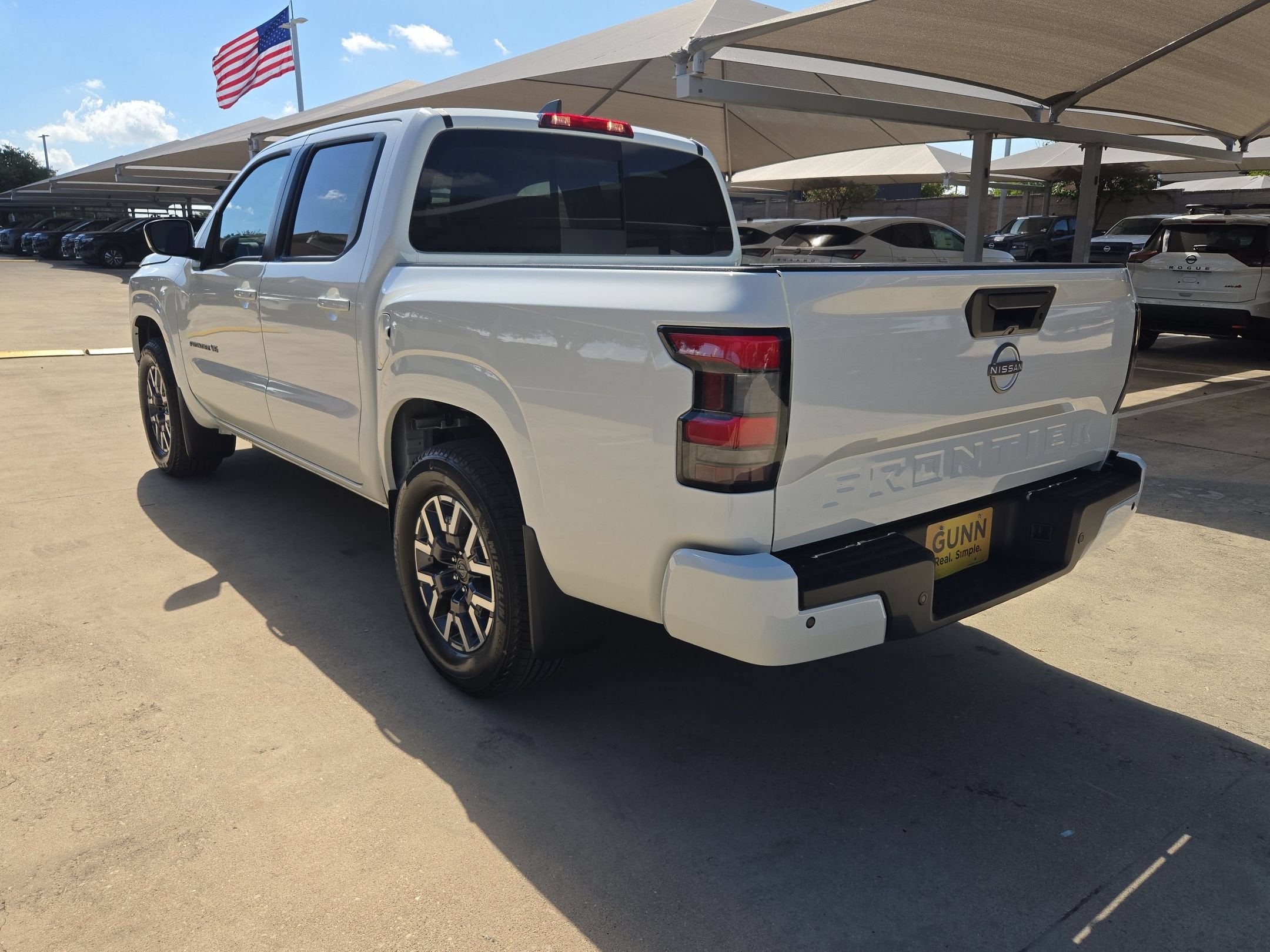 2027 Nissan Frontier SV