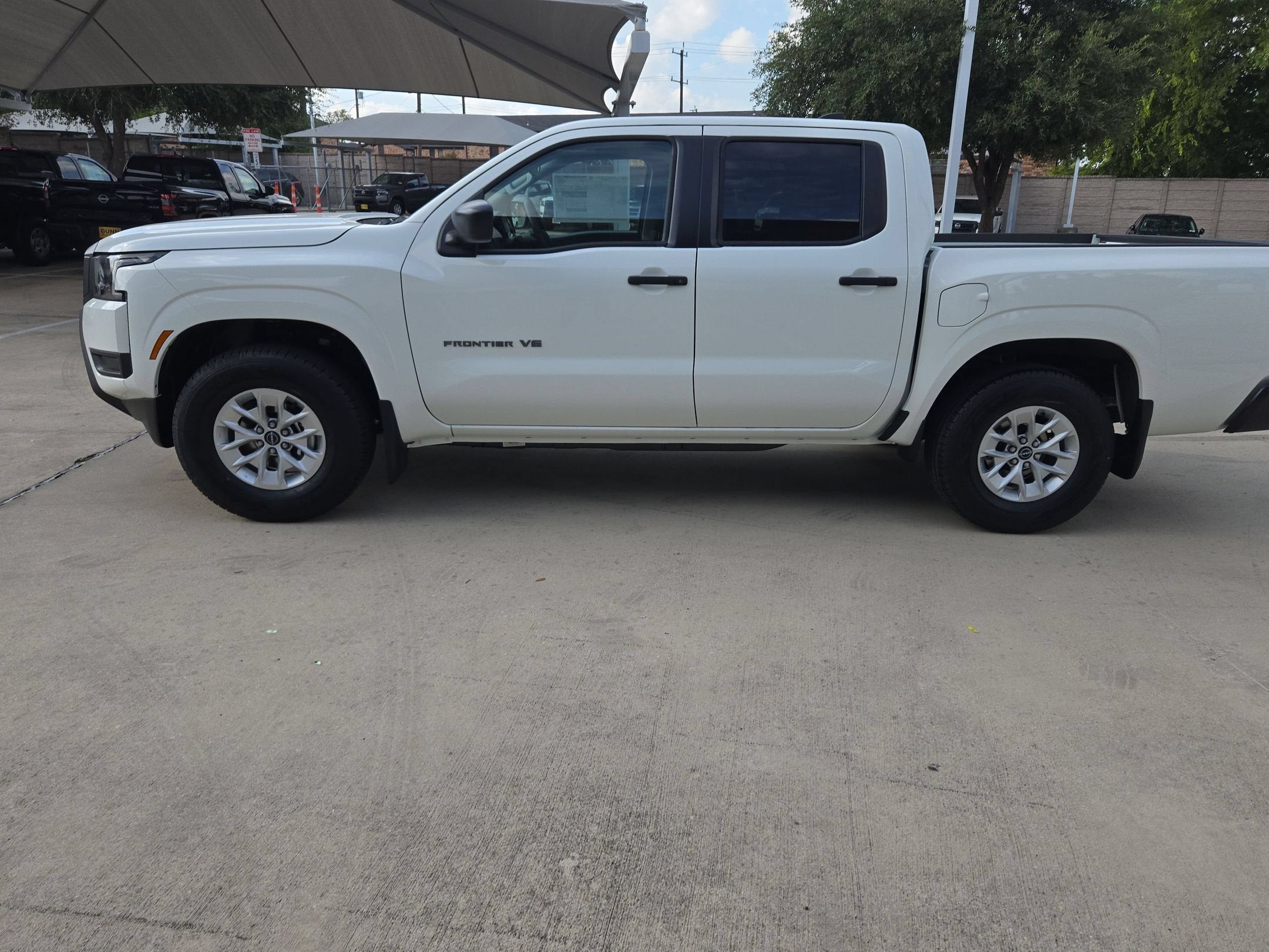 2027 Nissan Frontier S