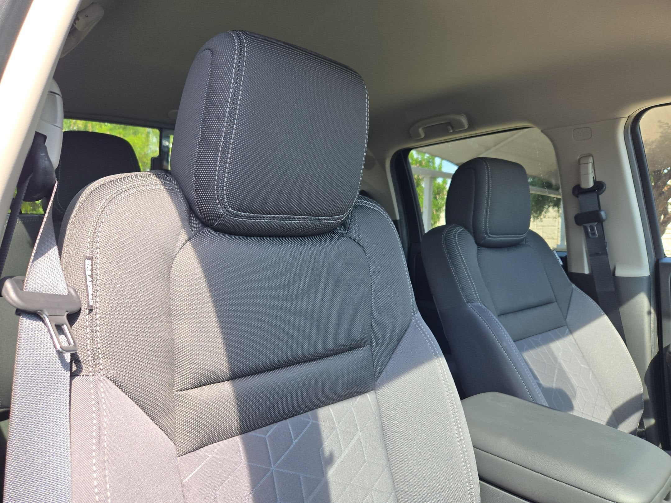 2027 Nissan Frontier Crew Cab SV