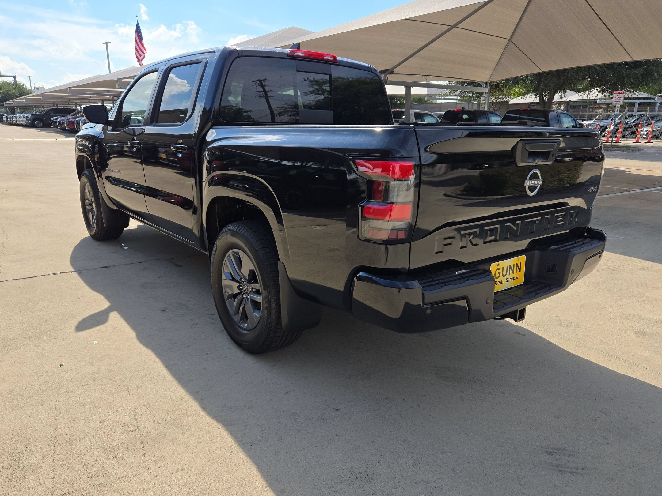 2027 Nissan Frontier SV