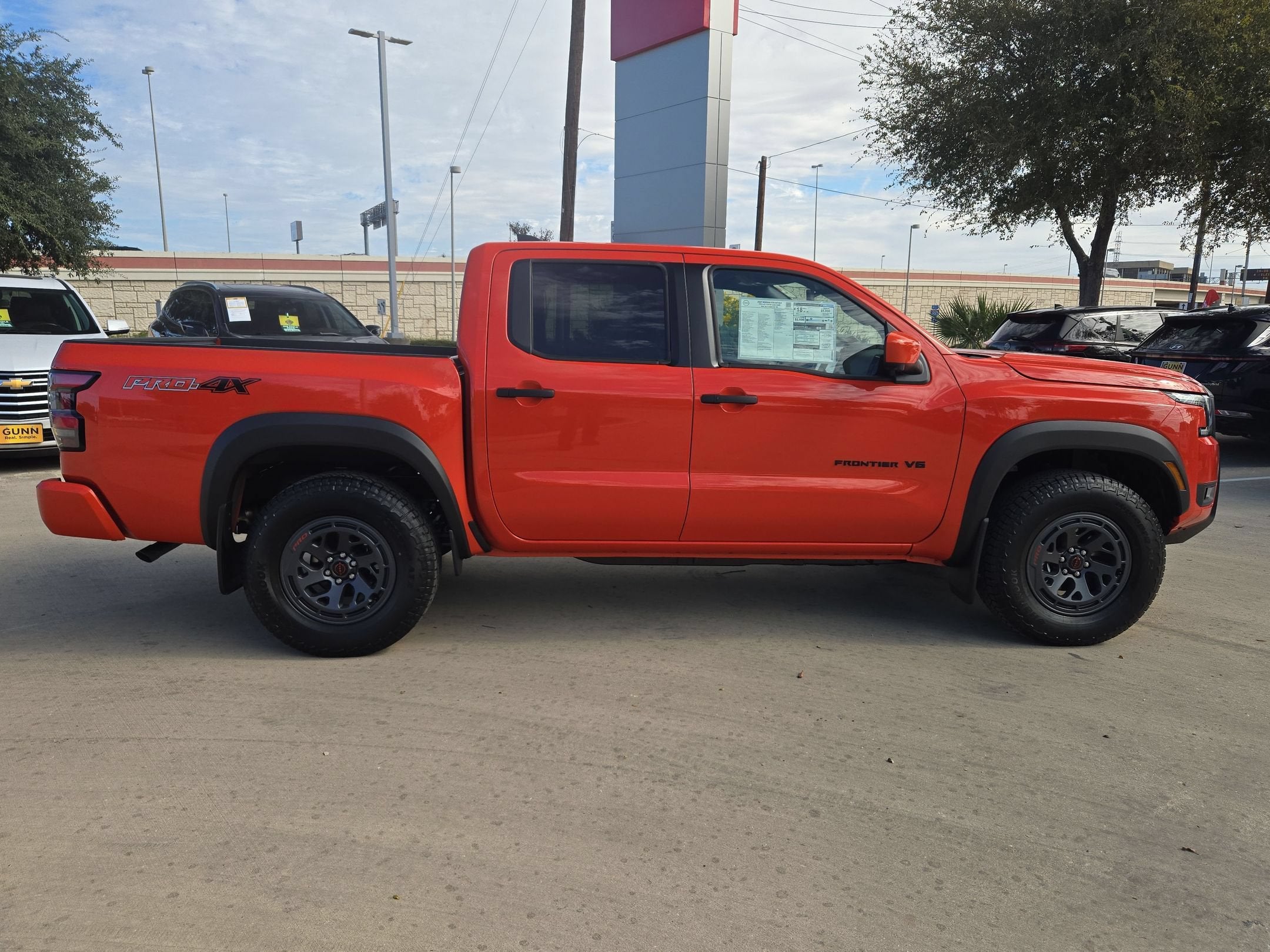 2027 Nissan Frontier Crew Cab PRO-4X®