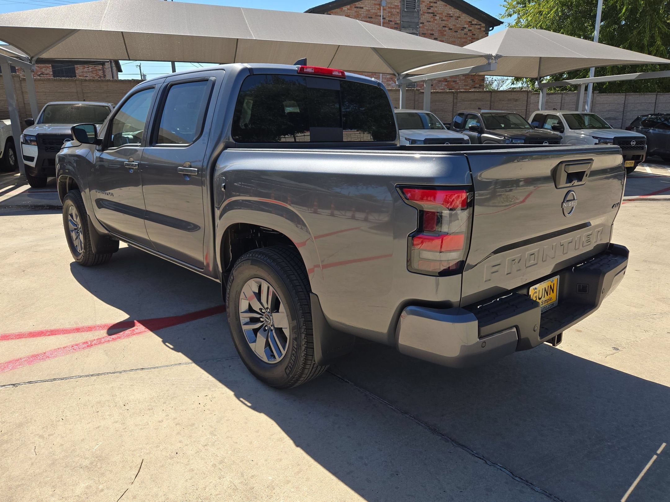 2027 Nissan Frontier SV