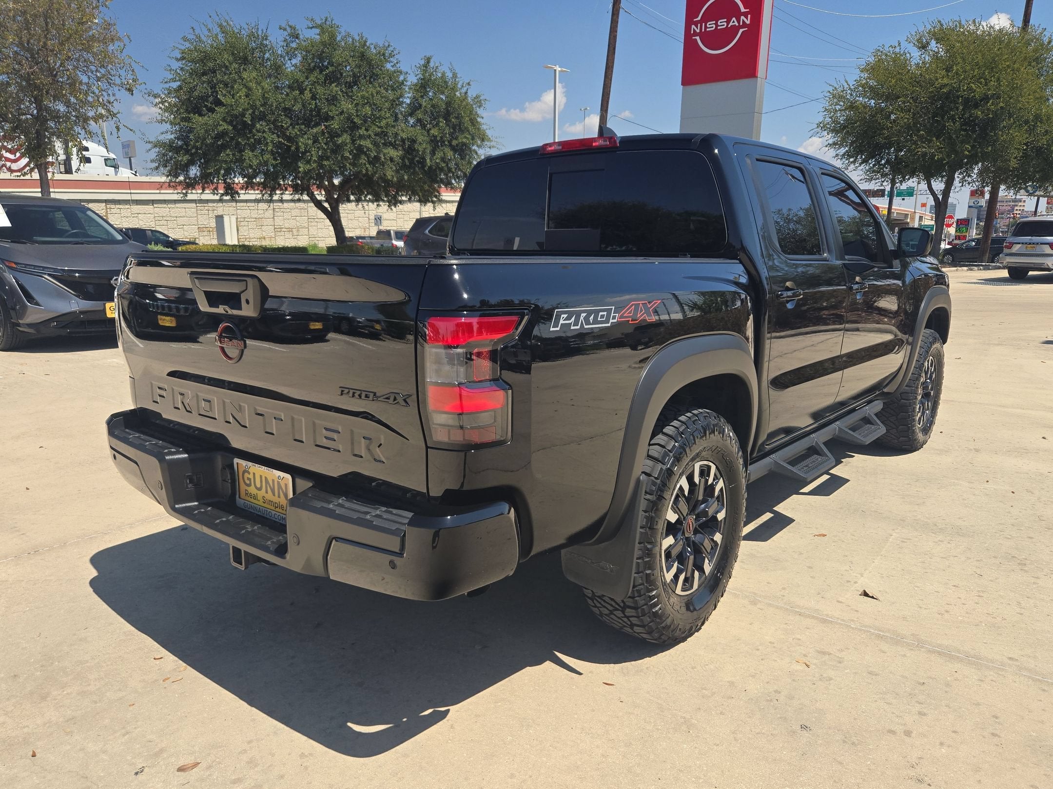 2024 Nissan Frontier PRO-4X