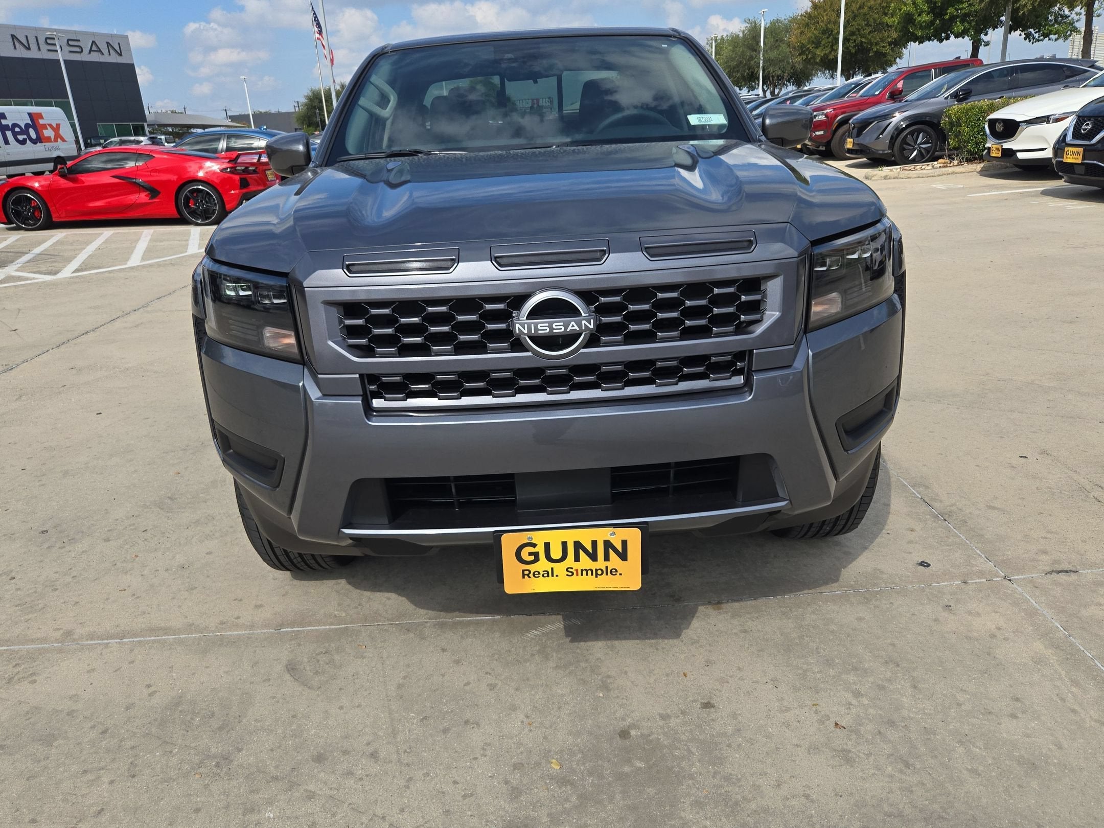 2027 Nissan Frontier SV