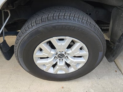 2024 Nissan Frontier Crew Cab Long Bed SV