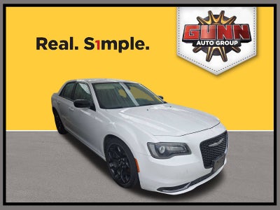 2019 Chrysler 300 Touring