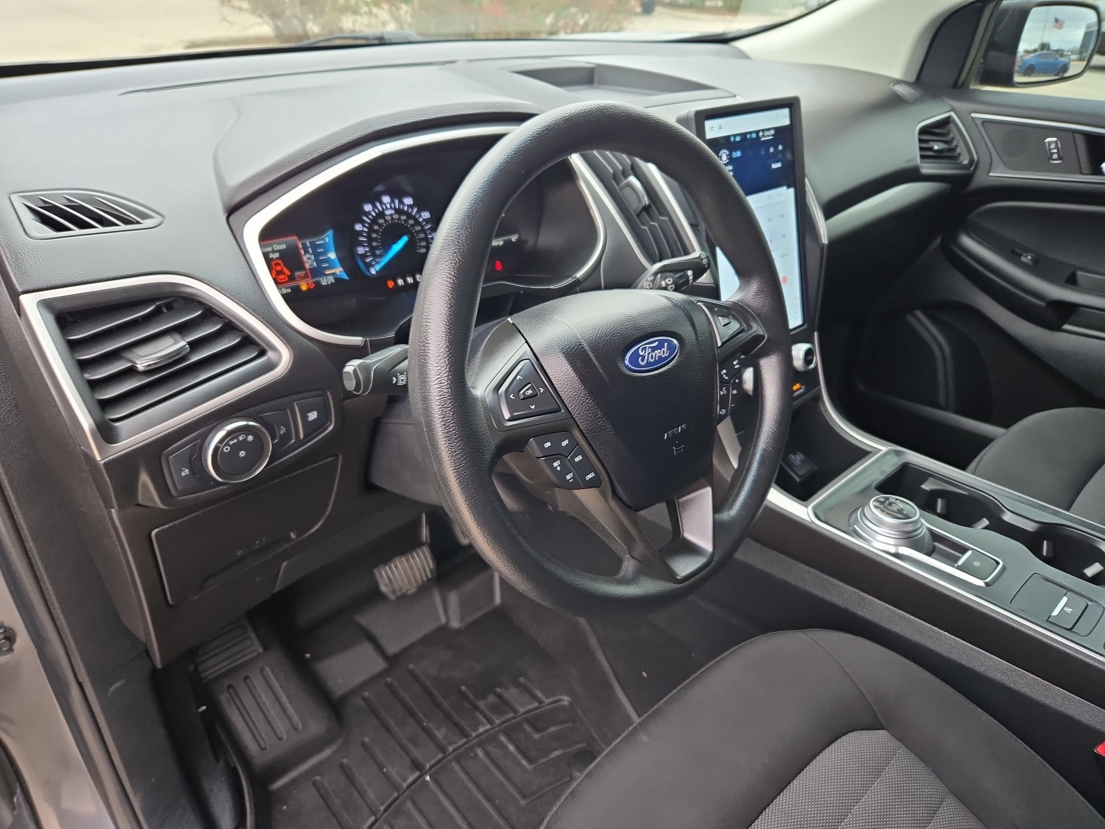 2021 Ford Edge SE