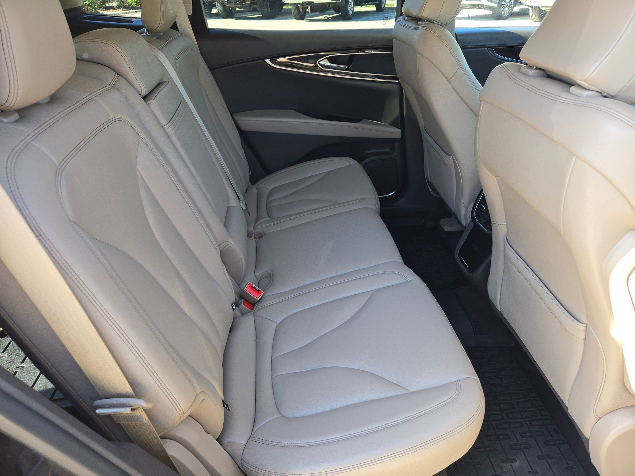 2022 Lincoln Nautilus Standard