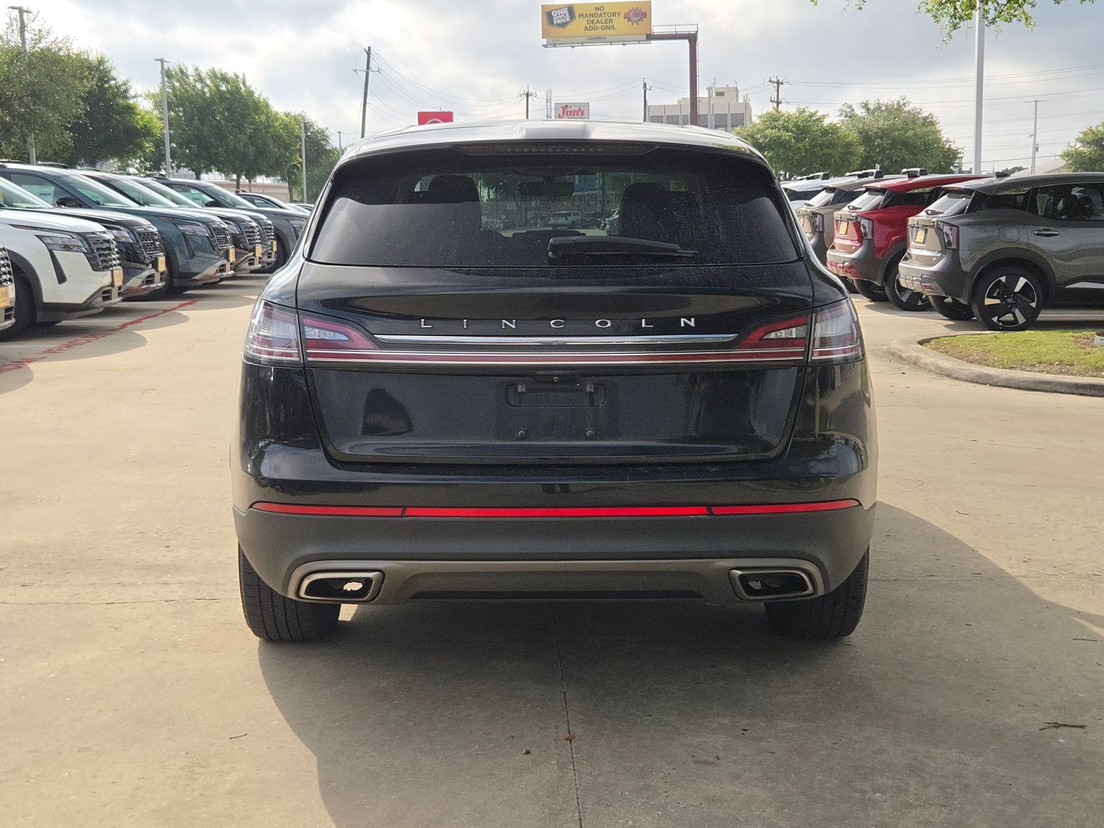 2022 Lincoln Nautilus Standard