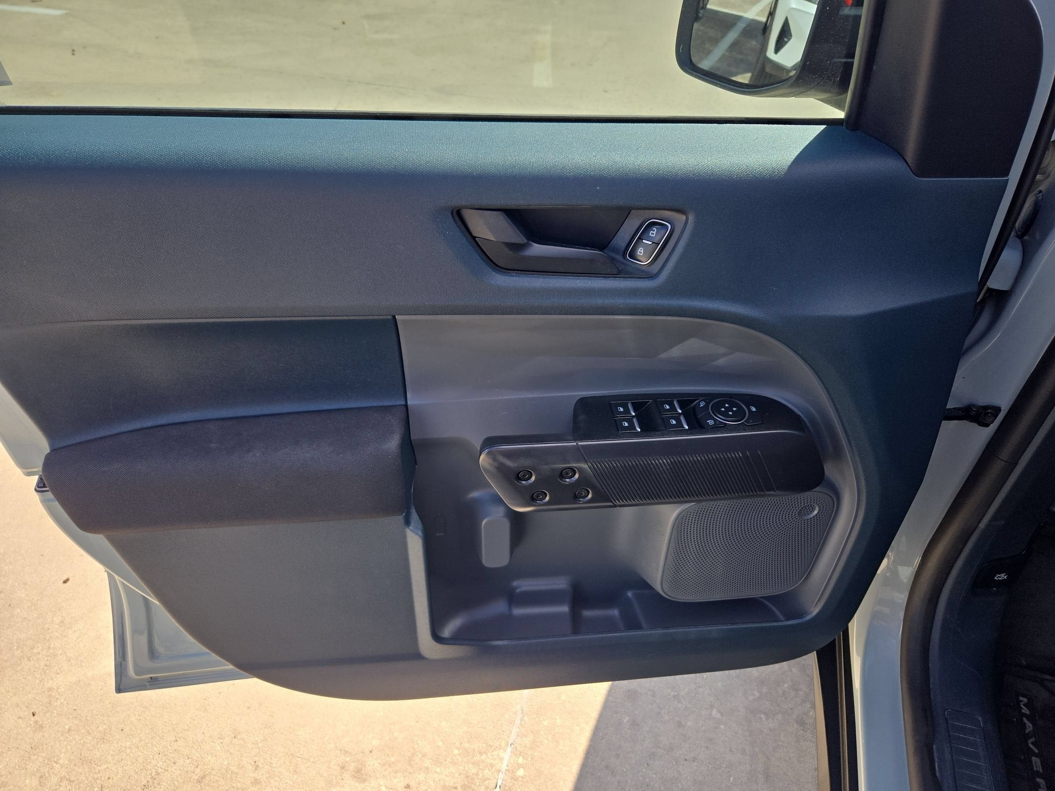 2023 Ford Maverick XL