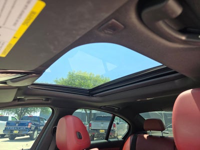 2023 BMW 3 Series 330i