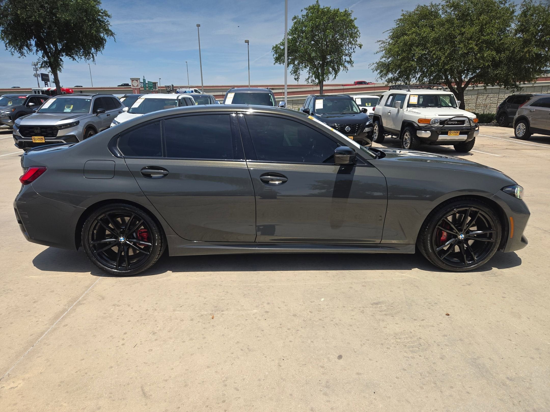2023 BMW 3 Series 330i