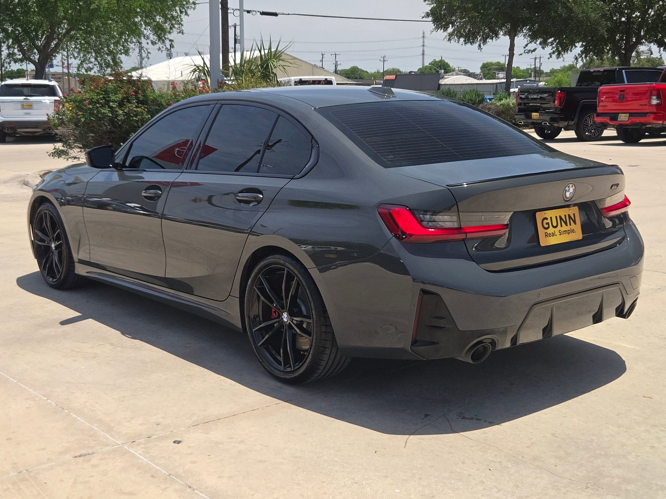 2023 BMW 3 Series 330i