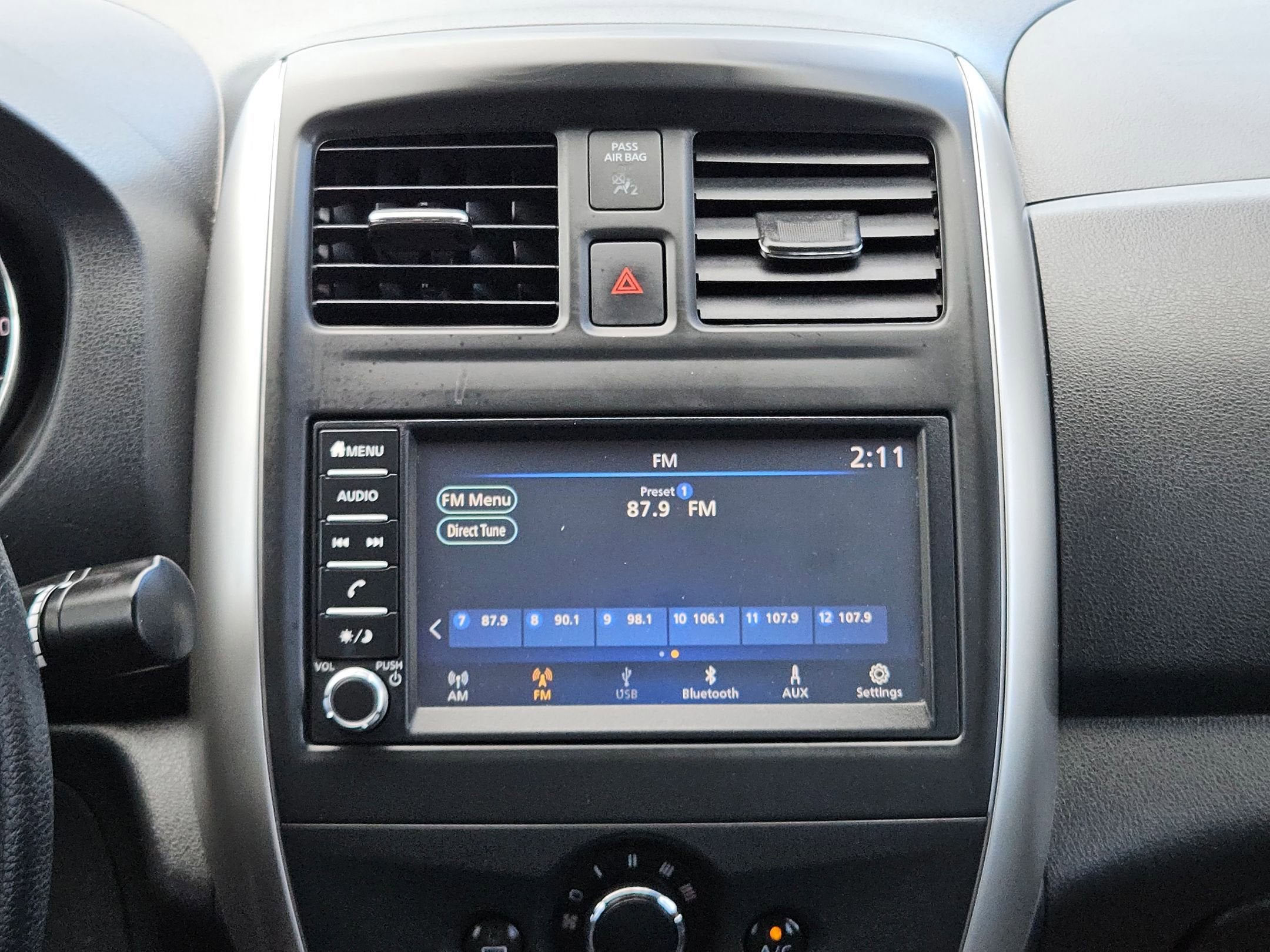 2019 Nissan Versa Sedan SV