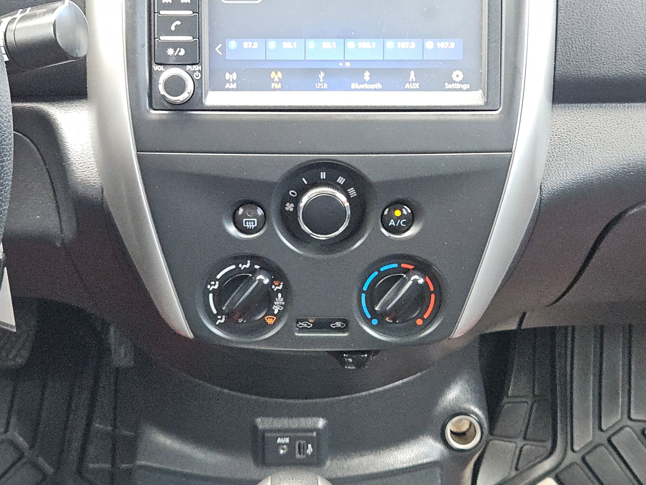 2019 Nissan Versa Sedan SV