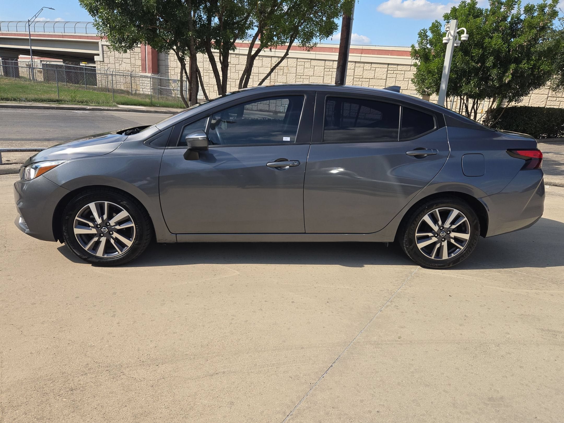 2020 Nissan Versa SV