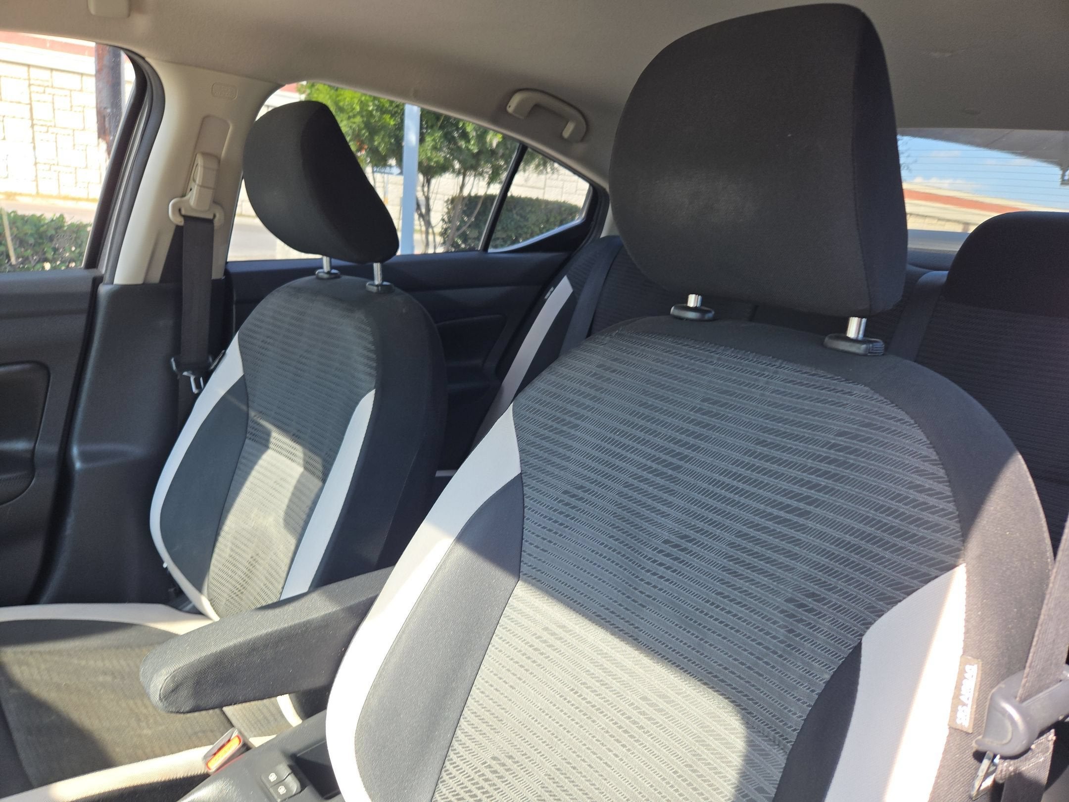 2020 Nissan Versa SV