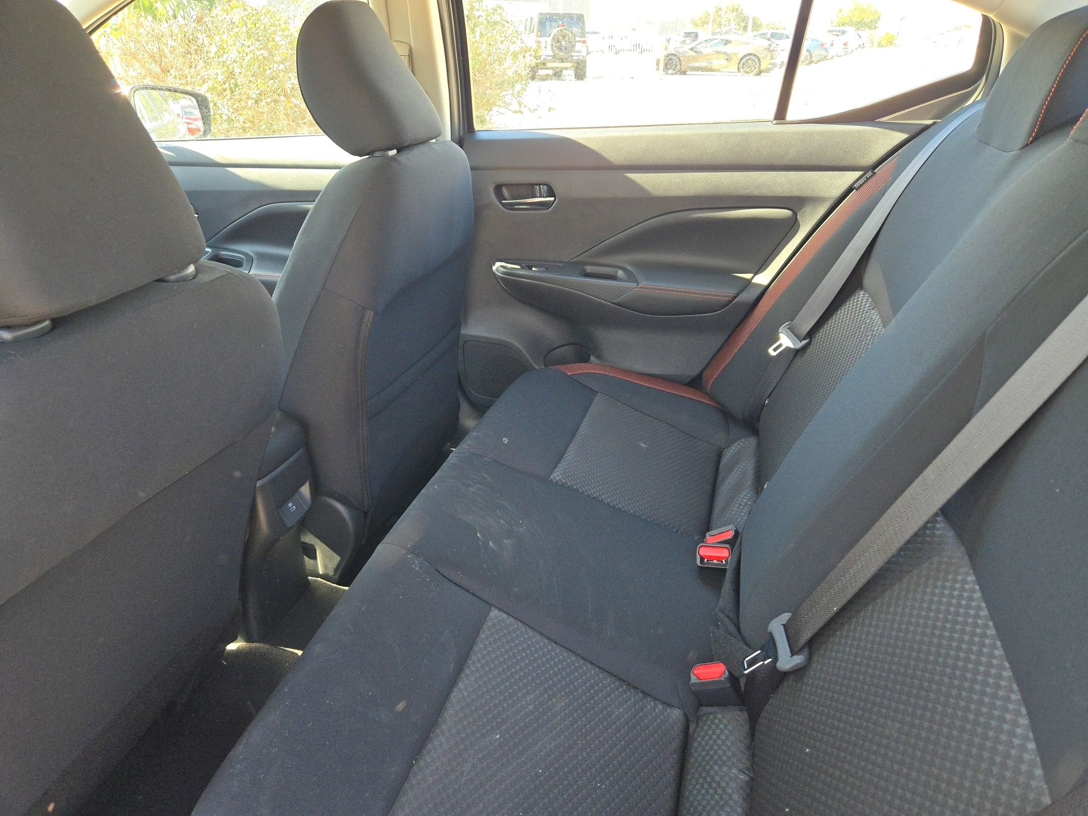 2025 Nissan Versa SR