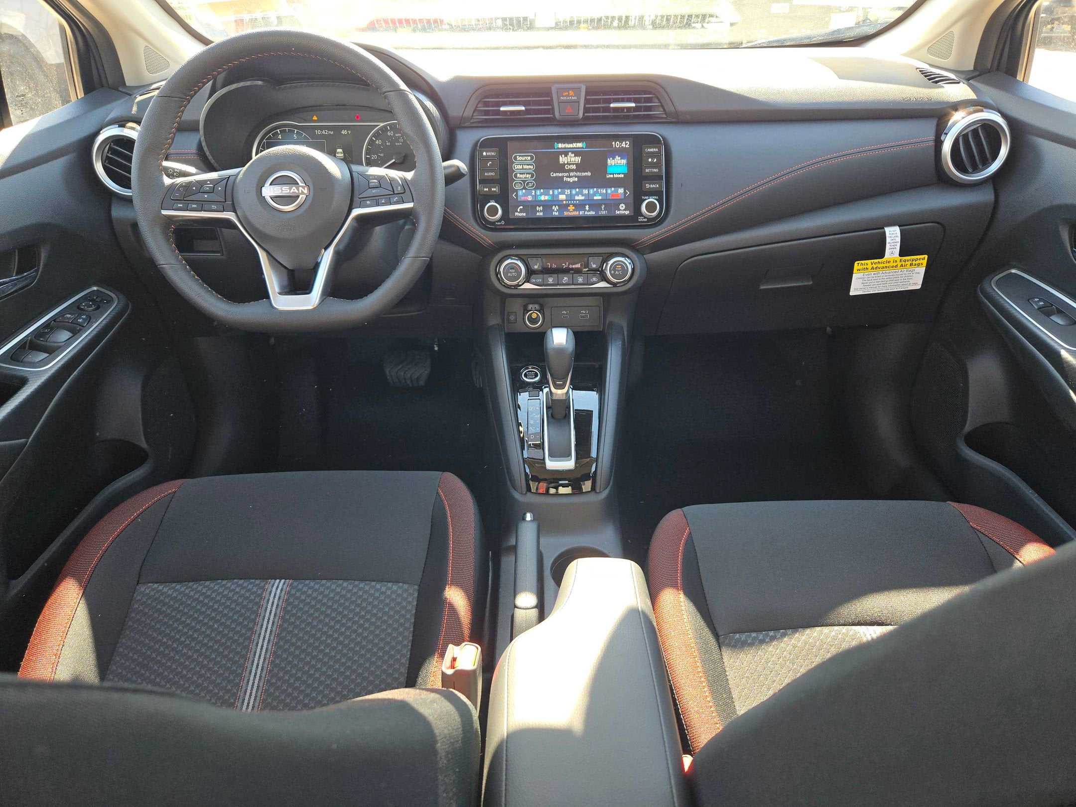 2025 Nissan Versa SR