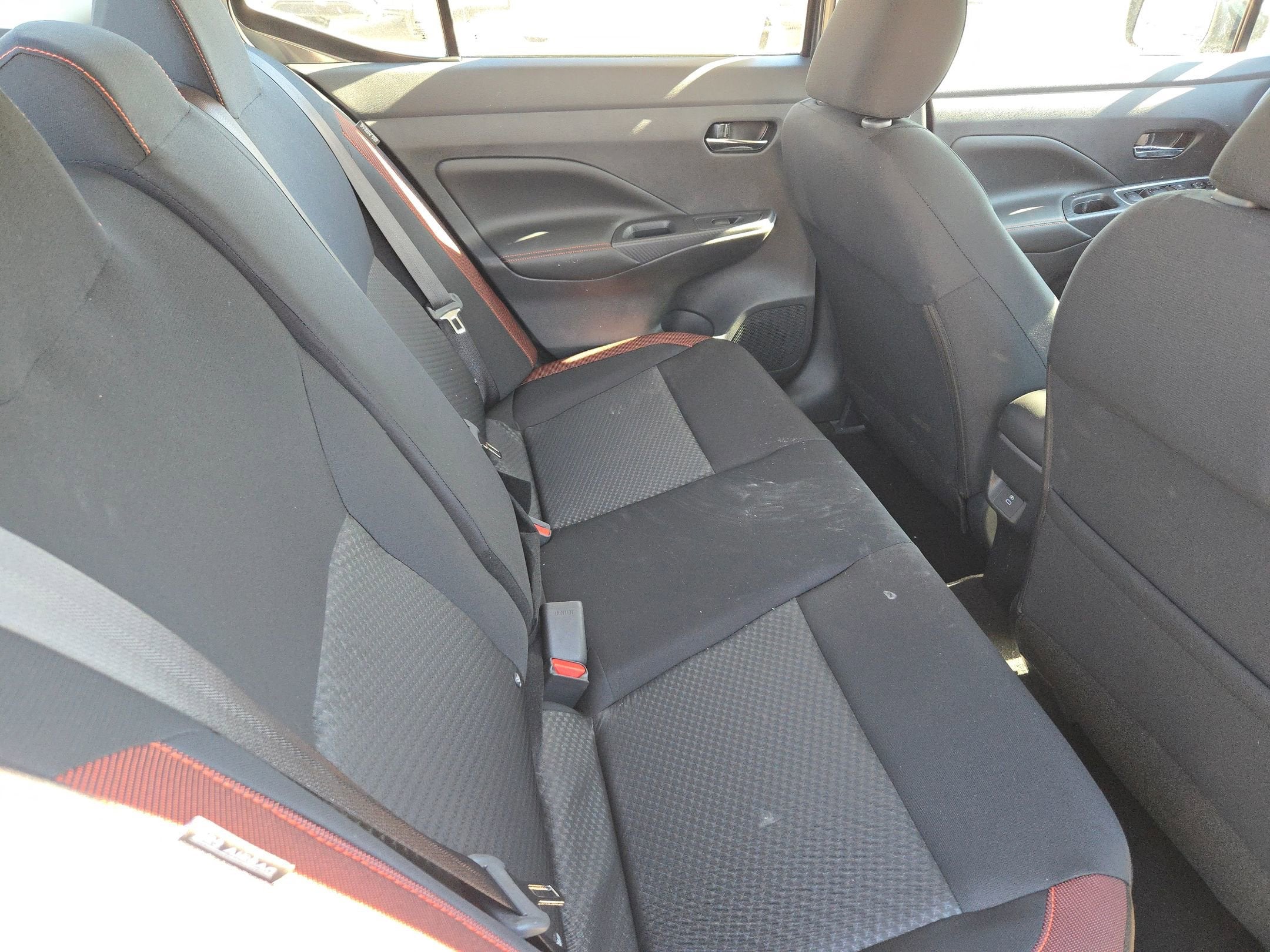 2025 Nissan Versa SR