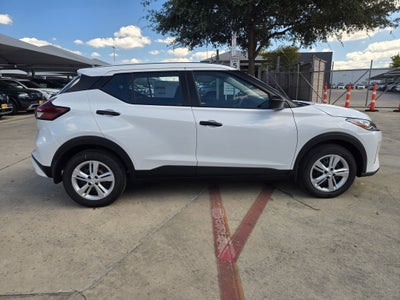 2025 Nissan Kicks Play S