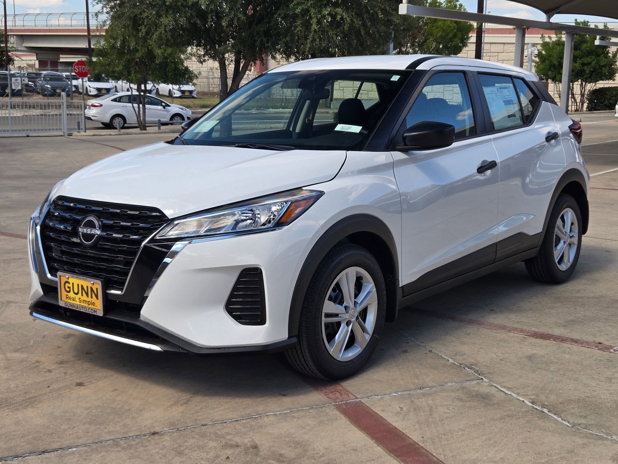 2025 Nissan Kicks Play S