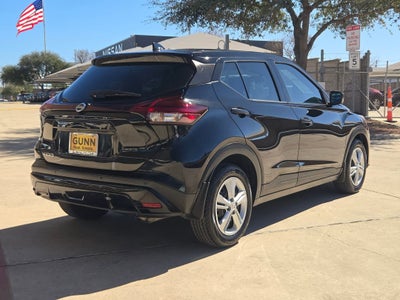 2021 Nissan Kicks S