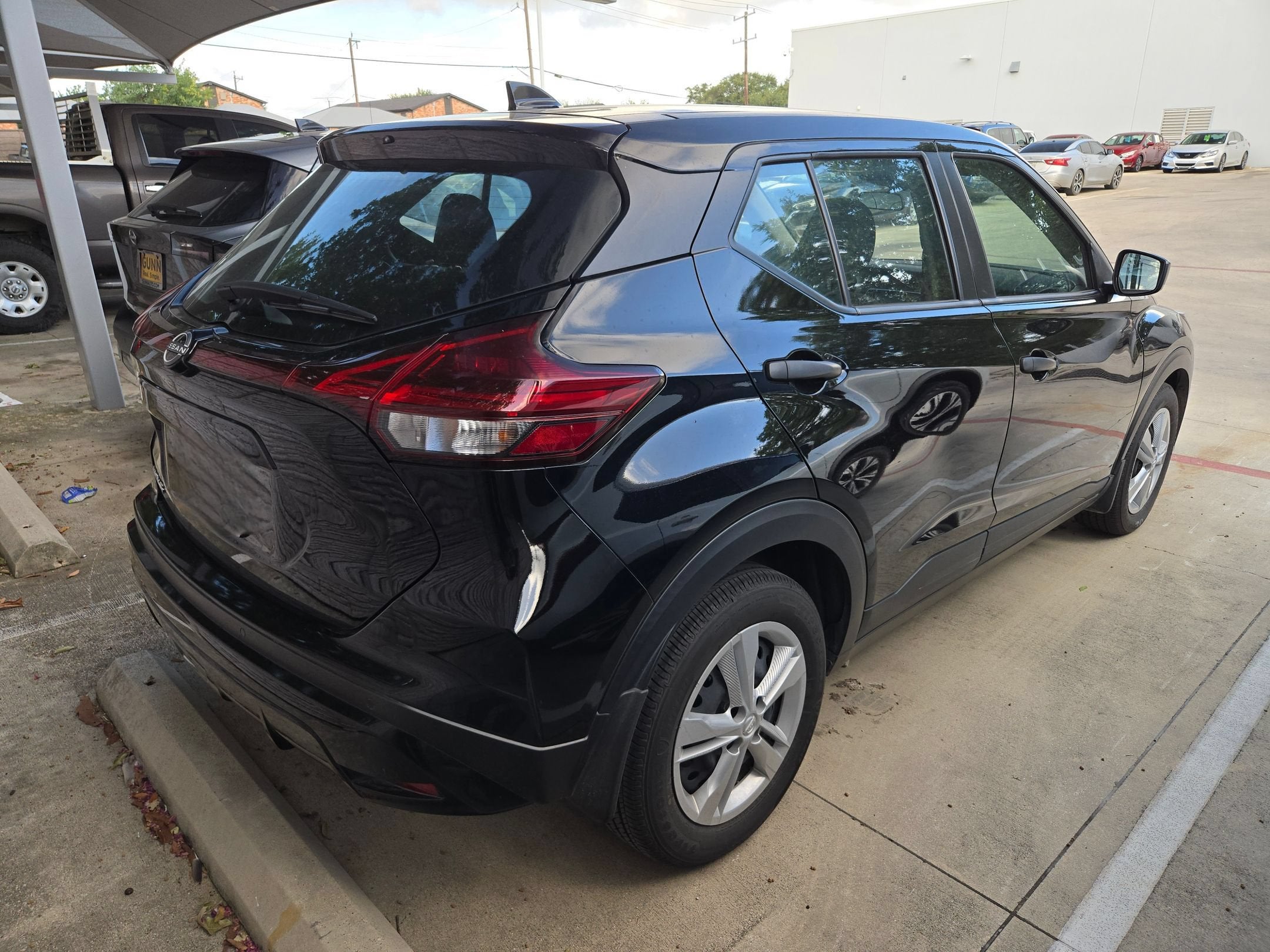 2024 Nissan Kicks S