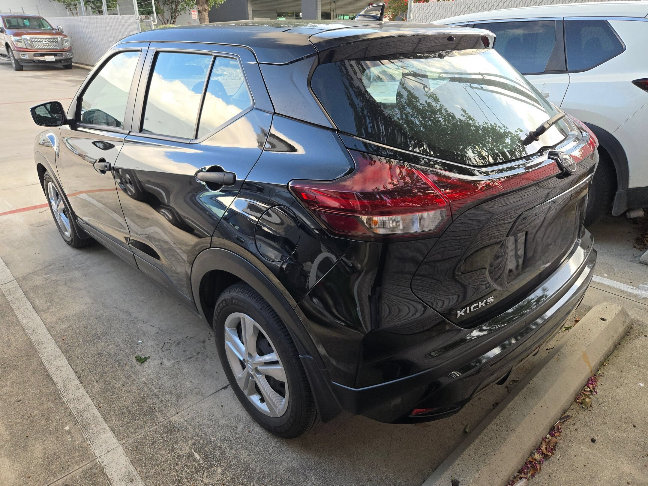 2024 Nissan Kicks S