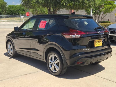 2024 Nissan Kicks S