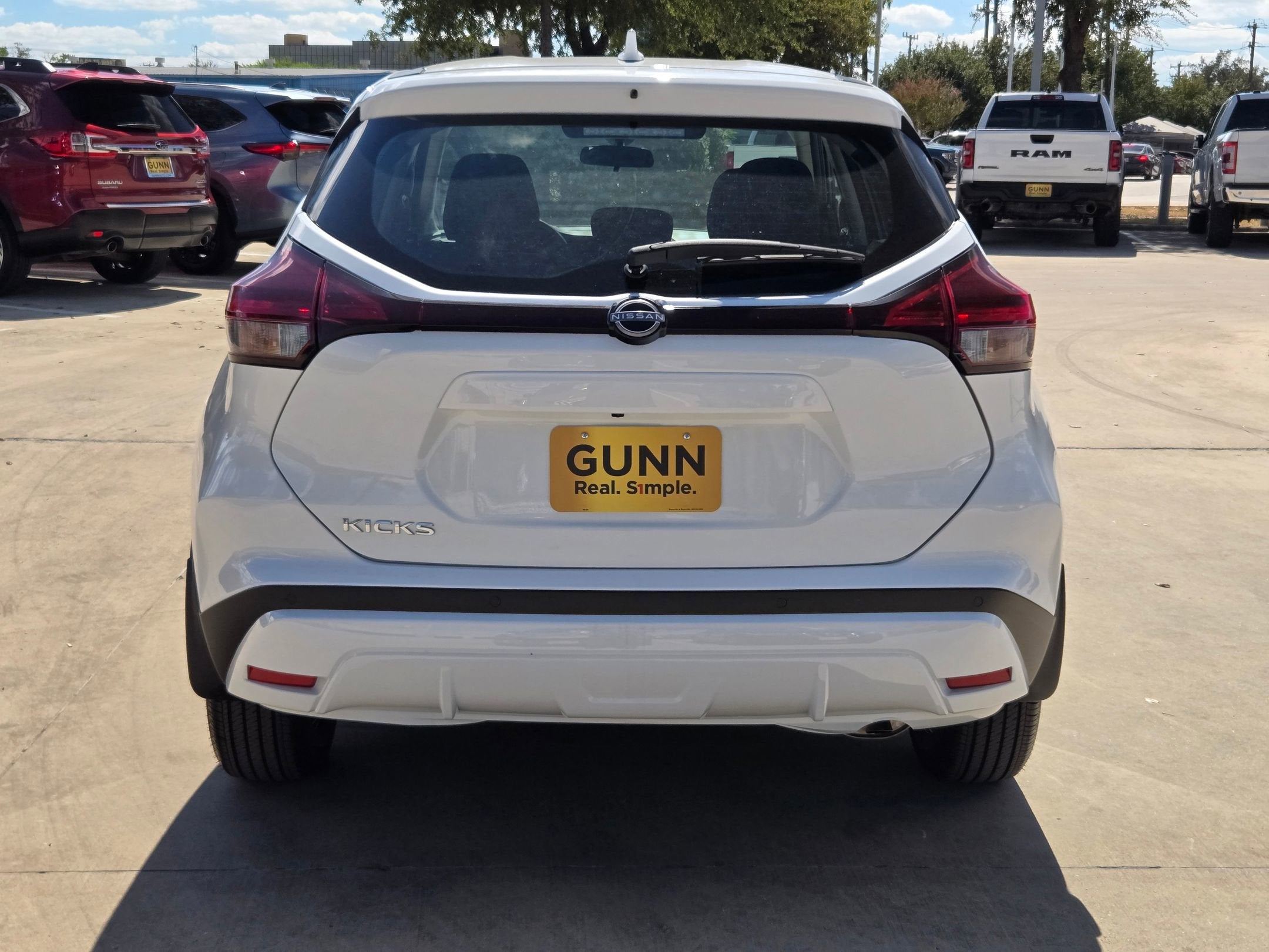 2025 Nissan Kicks Play S