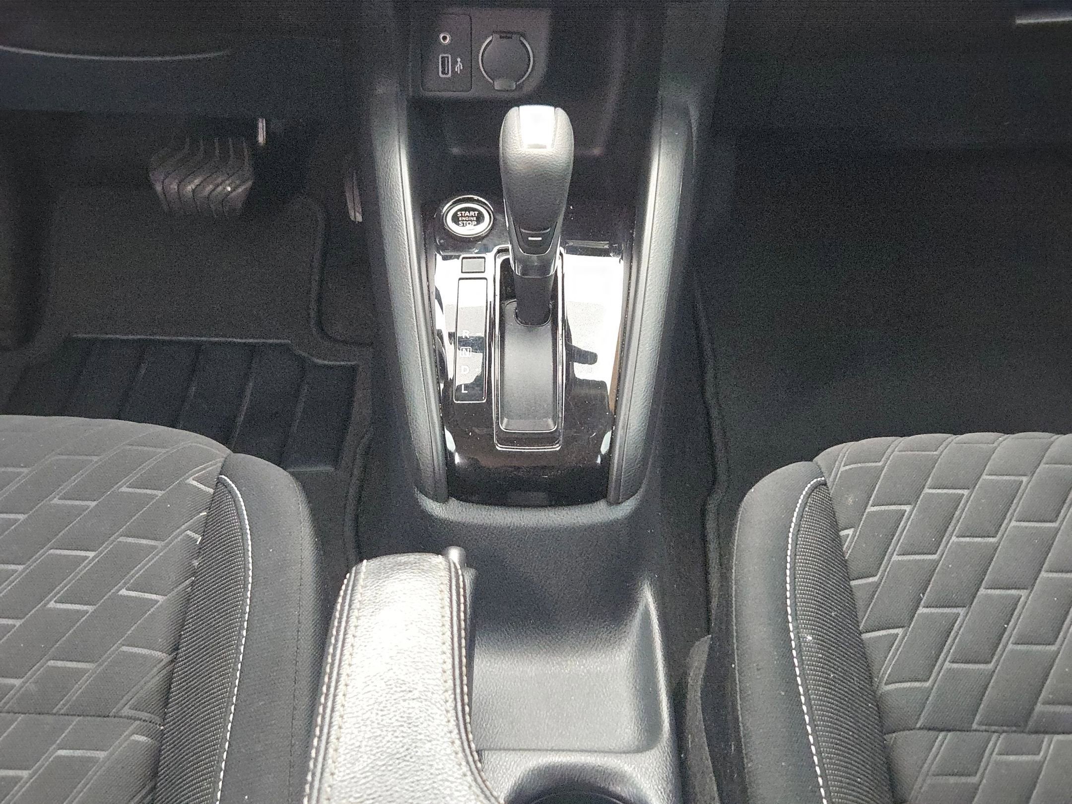 2022 Nissan Kicks S