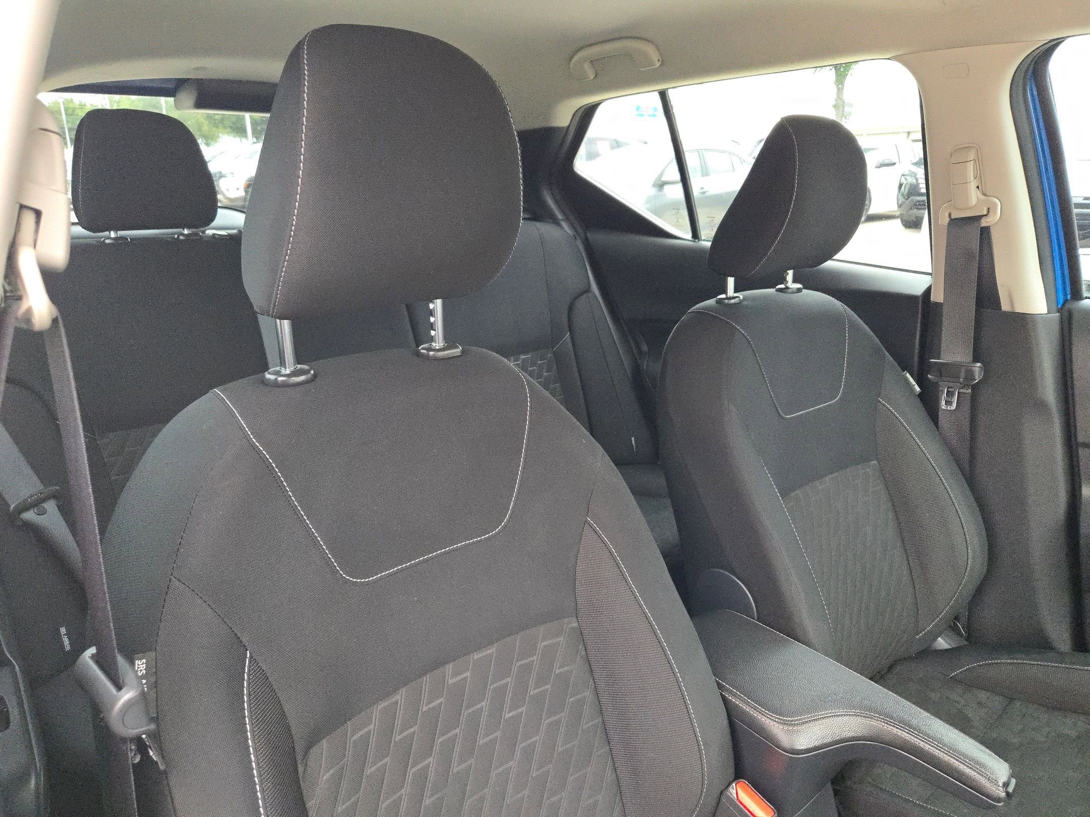 2022 Nissan Kicks S
