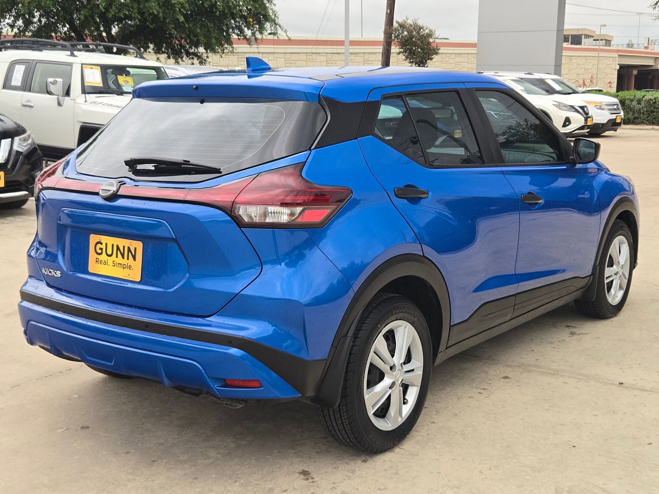 2022 Nissan Kicks S