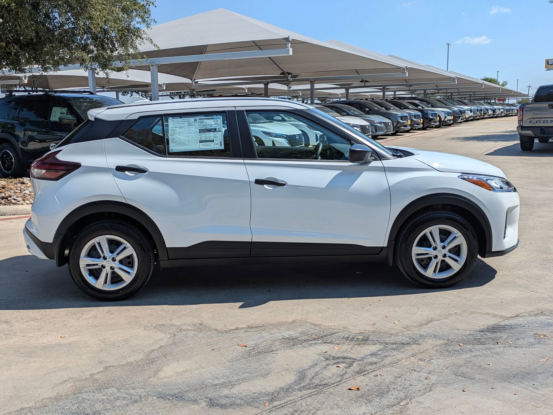 2025 Nissan Kicks Play S