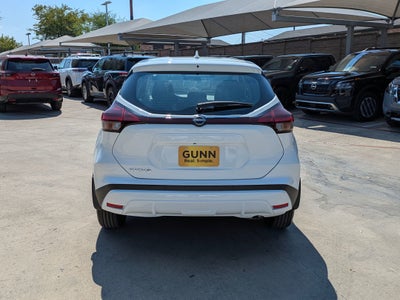 2025 Nissan Kicks Play S